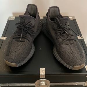 Yeezy 350 V2 CINDER NON REFLECTIVE 11.5